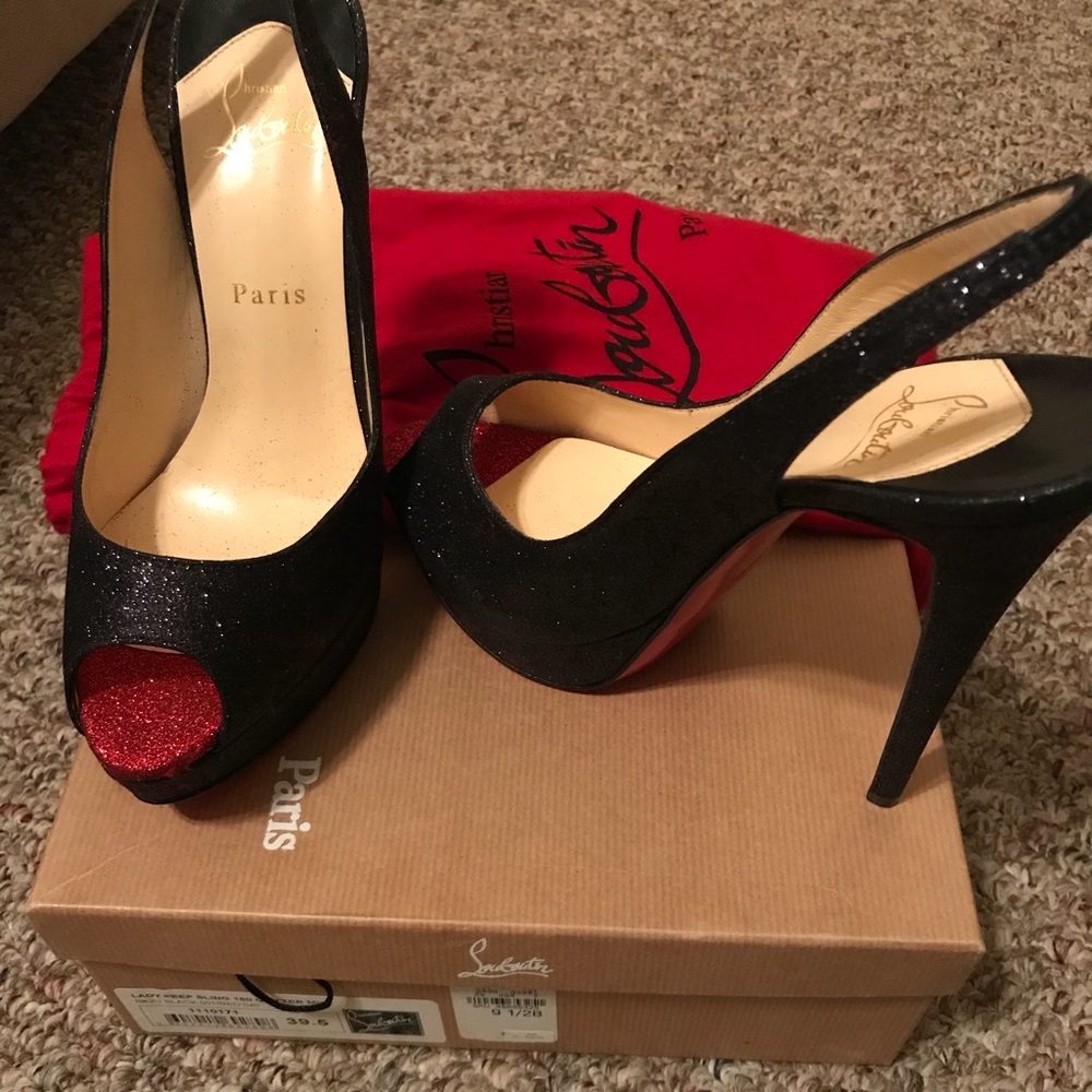 Peep Toe Louboutins